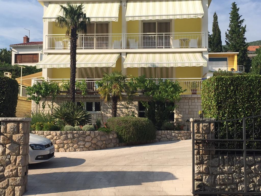 Apartments & Rooms Marina Dramalj Bagian luar foto
