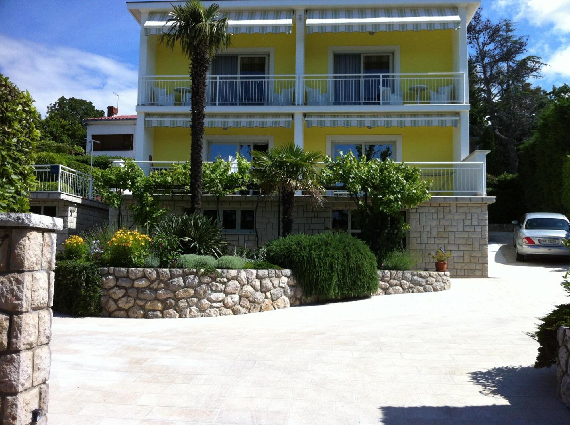 Apartments & Rooms Marina Dramalj Bagian luar foto