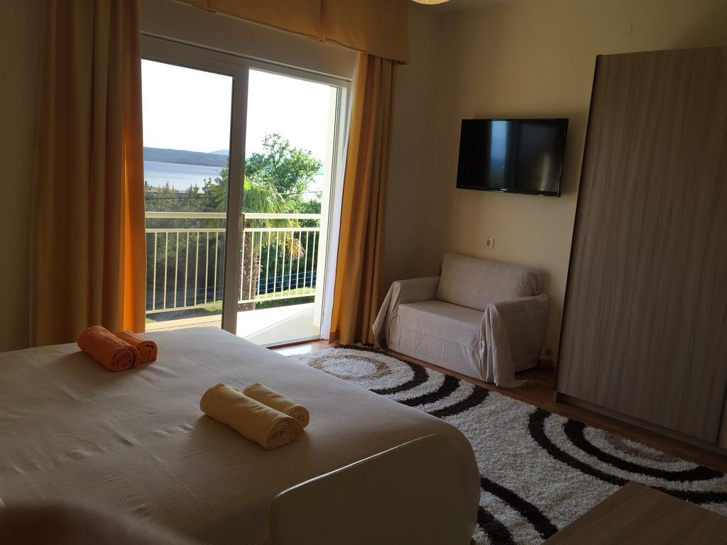 Apartments & Rooms Marina Dramalj Ruang foto