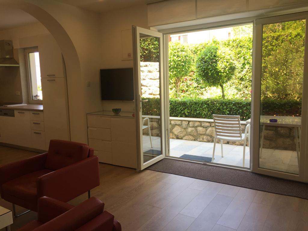 Apartments & Rooms Marina Dramalj Bagian luar foto