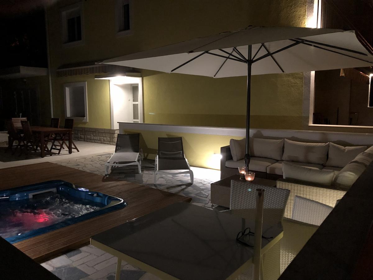Apartments & Rooms Marina Dramalj Bagian luar foto